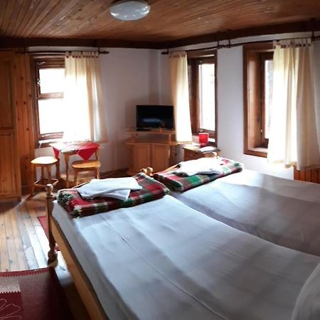 Sarafova Guest House Koprivshtitsa Exterior photo